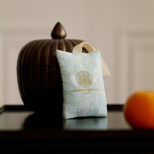Load image into Gallery viewer, 150th Anniversary Mandarin Oriental, Bangkok × PAÑPURI - Eternal Bloom Ambience Sachet