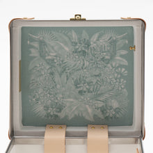Load image into Gallery viewer, Mandarin Oriental, Bangkok × Globe-Trotter 150th Anniversary Capsule Collection - London Square - Celadon Green &amp; Natural