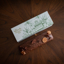 Load image into Gallery viewer, Chocolate Layers Cake