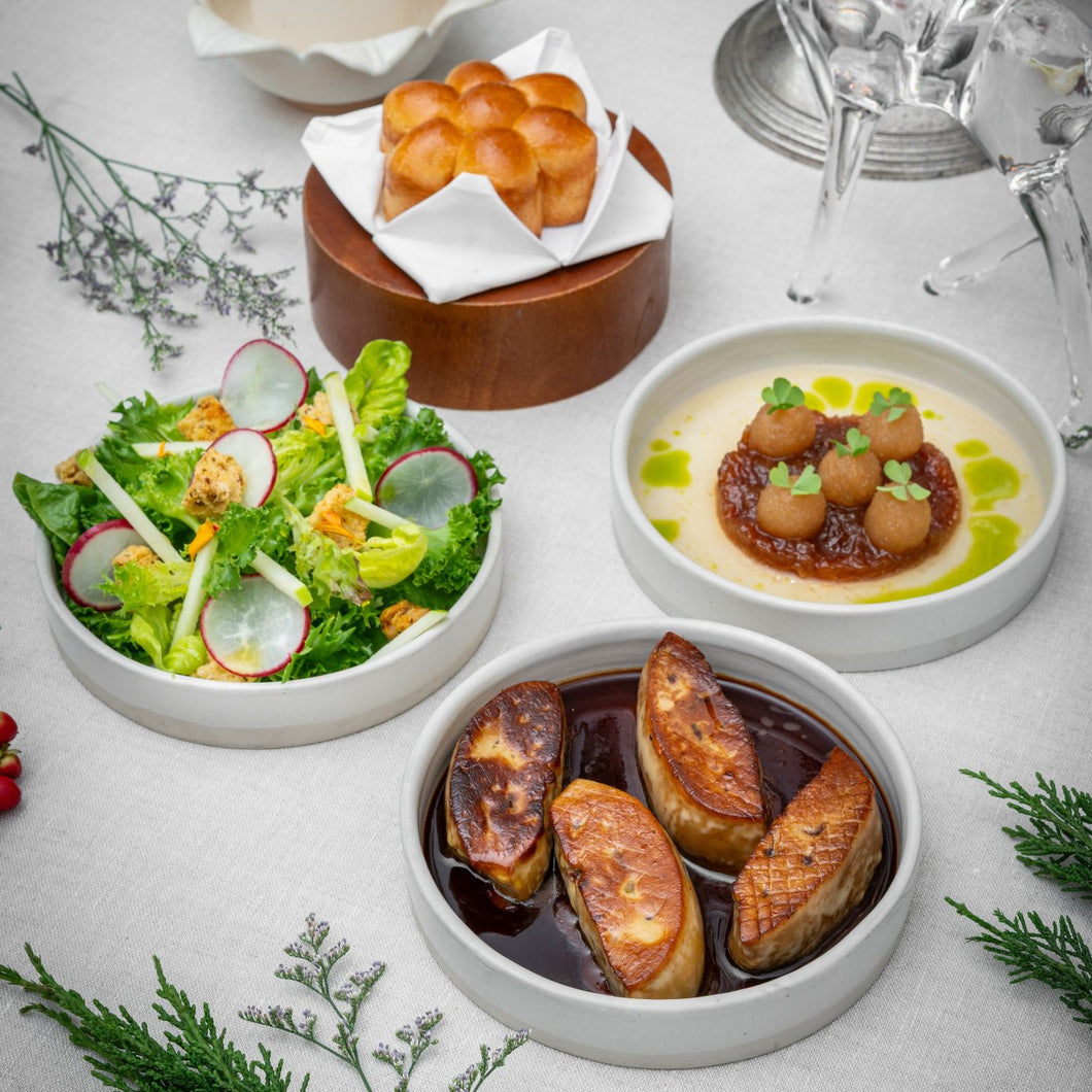 Pan Seared Foie Gras with Poached Pear and Chutney, Brioche, Mixed Salad with Green Apple