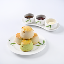 Load image into Gallery viewer, A Set of 4 Scones with Jams and Mascarpone