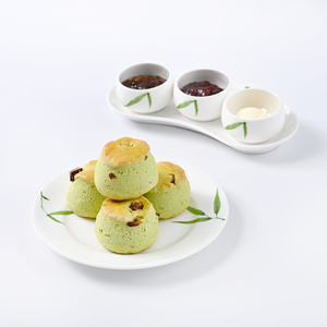 A Set of 4 Scones with Jams and Mascarpone